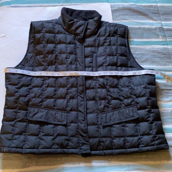Kenneth Cole Down plus size vest - Picture 5 of 6